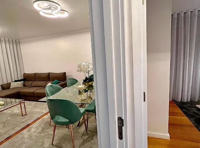 Lido View 1 アパート